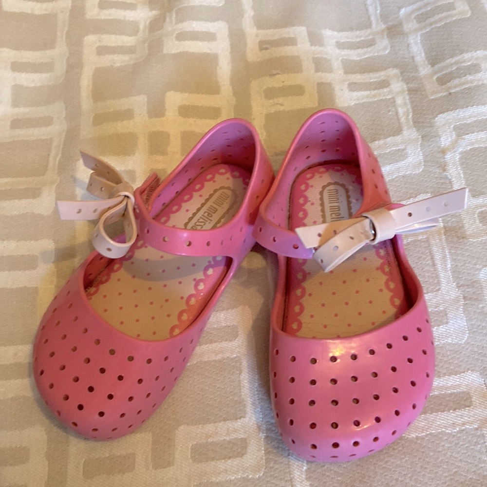 Mini Melissa pink bow straps
